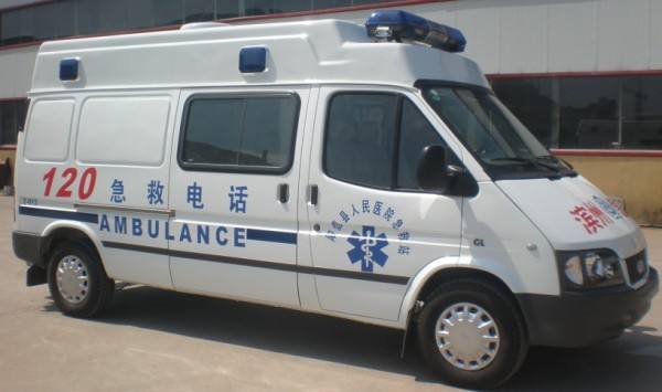 患者在等待救護車出租時需要注意什么？